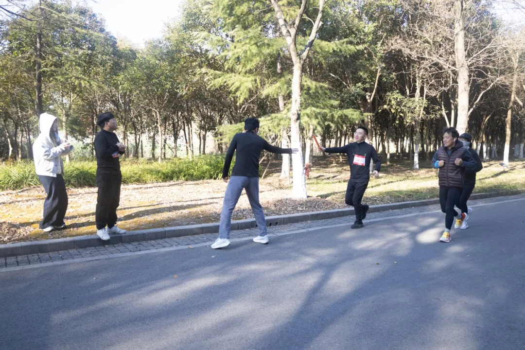 ����2024 ����2025 | AG��˾�ɷ�2025���ս�����˳���ٿ�